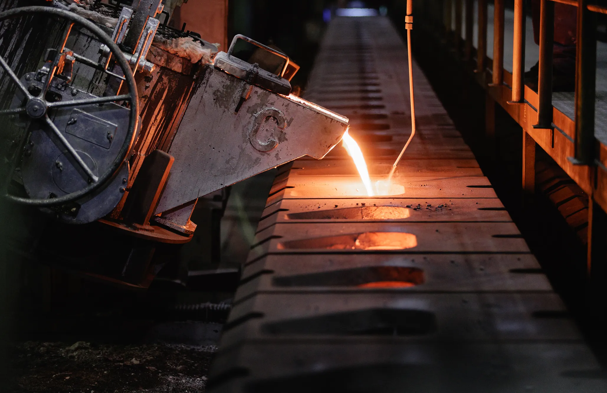 香川鋳造 スライド画像